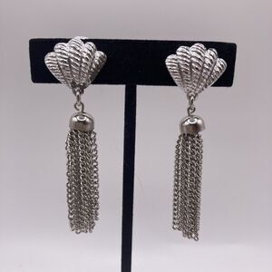 Vintage Sarah Coventry Silver Tone Dangle Tassel Clip on Earrings